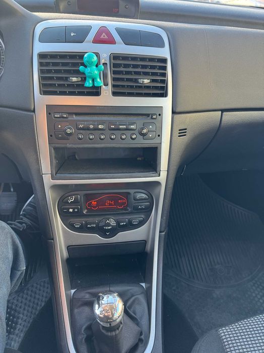 Peugeut 307 benzina 1,6 masina buna,stare perfecta