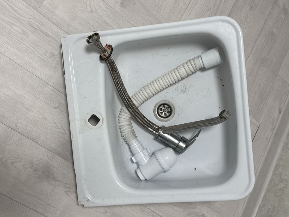 Продам кафель, б/у в хорошем состоянии