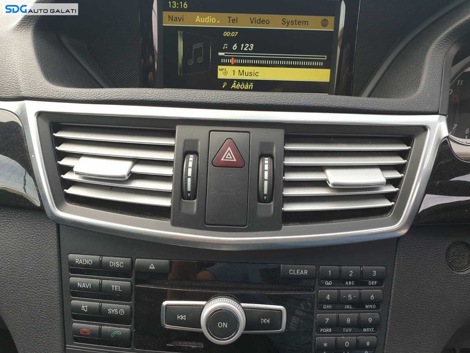 Buton Releu Avarii Avarie Mercedes Clasa E Class W212 2009 - 2012 [C8266]