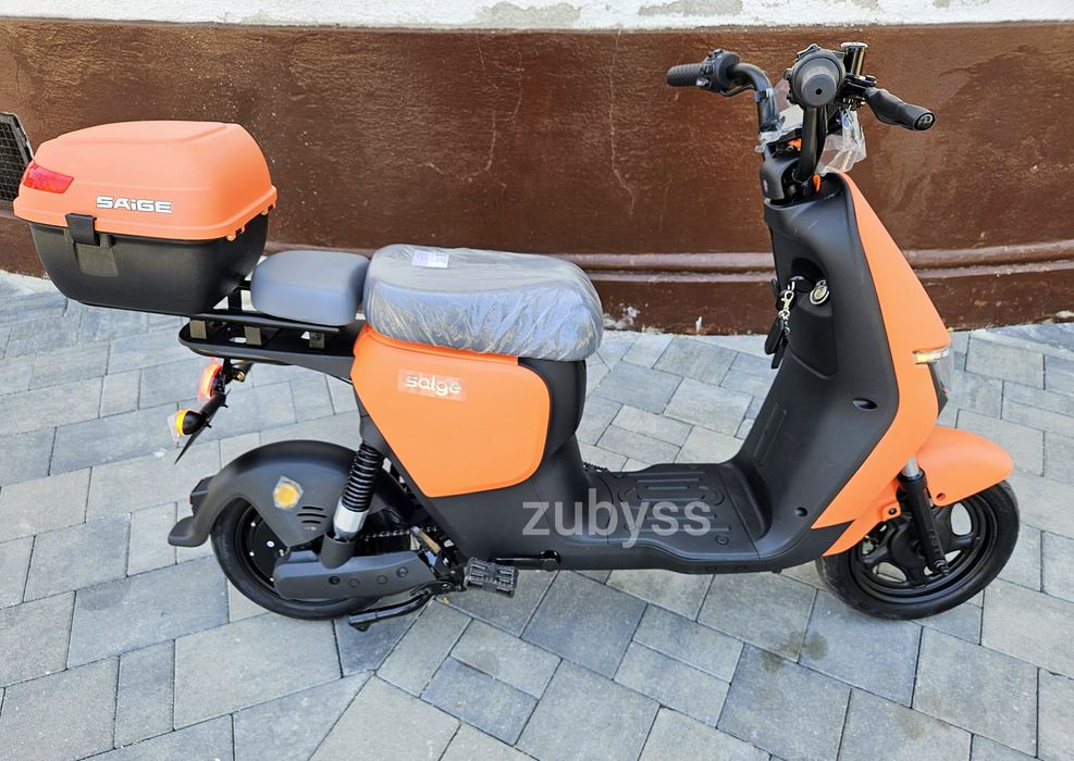 Scuter Electric Moped 800W 20Ah Fara Înmatriculare