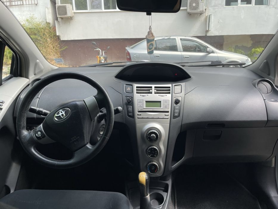Toyota Yaris 1000 сс