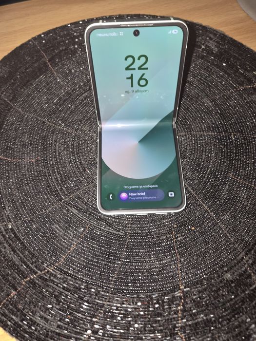 Телефон Samsung Z flip 6, цвят мента