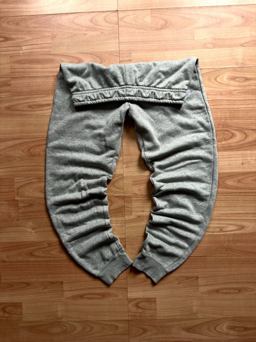 Pantaloni pants joggers sweats tapered cuffed Nike classic grey cotton