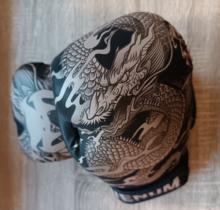 Mănuși Kickboxing/Box/Muay Thai Venum 10oz