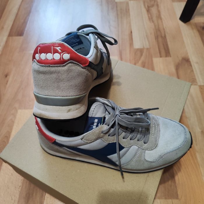 Обувки  / сникърси