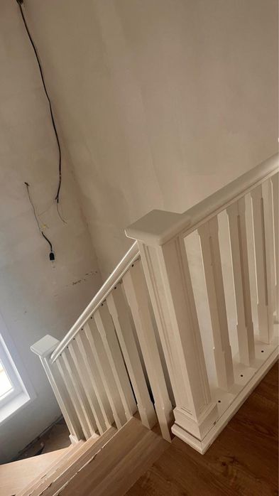 Продам перилы на лестницу