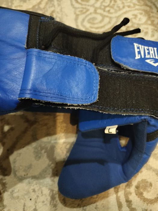 Продам шлем спортивный