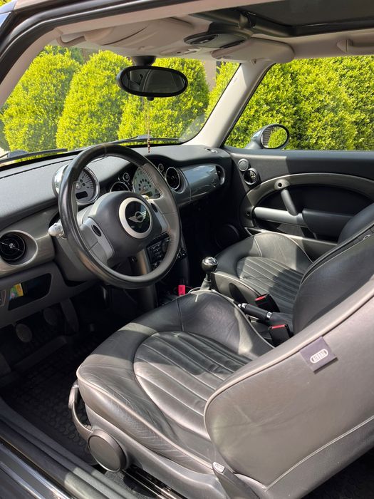Mini Cooper an 2006 1.6 benzina