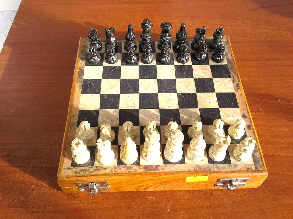 Тайландски шахматен комплект