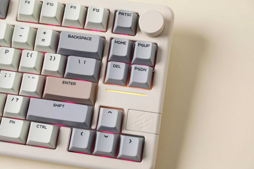 Продам шикарную клавиатуру