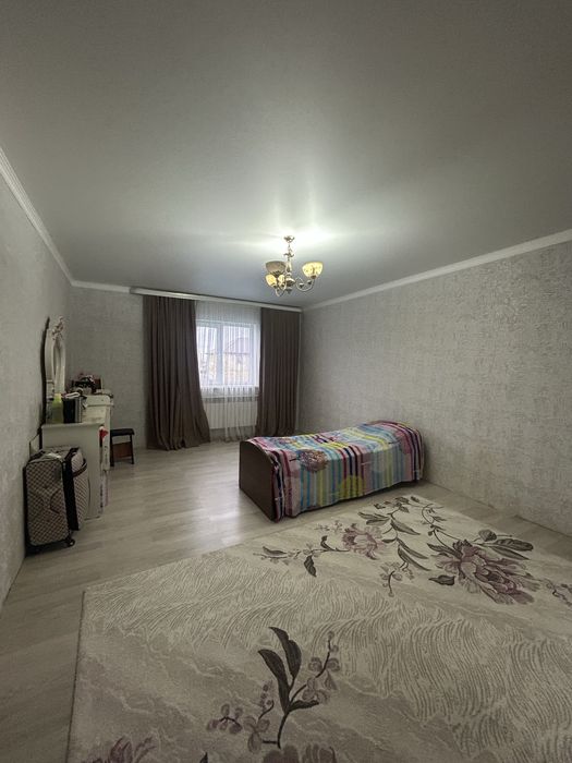 Коттедж в мкр.Акжар