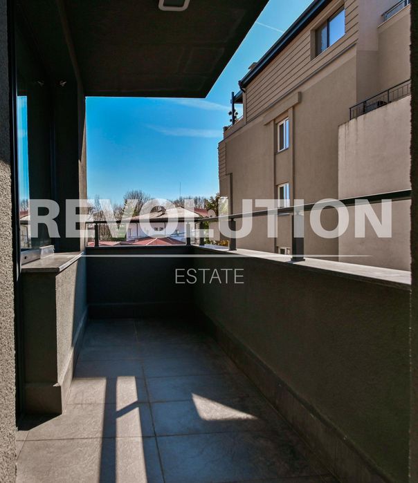 Дава се под наем Двустаен апартамент в София, Кръстова вада - 73 кв.м за 897.6 € - Снимка #16