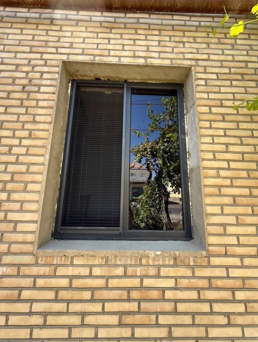 Manashunaqa eshik trezalar taxlab õrnatib beramiz