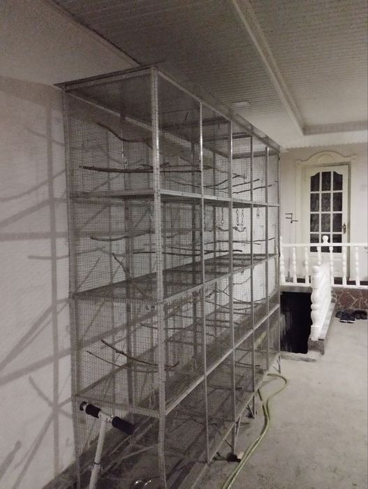 Срочна продаю вальер для размножения птиц