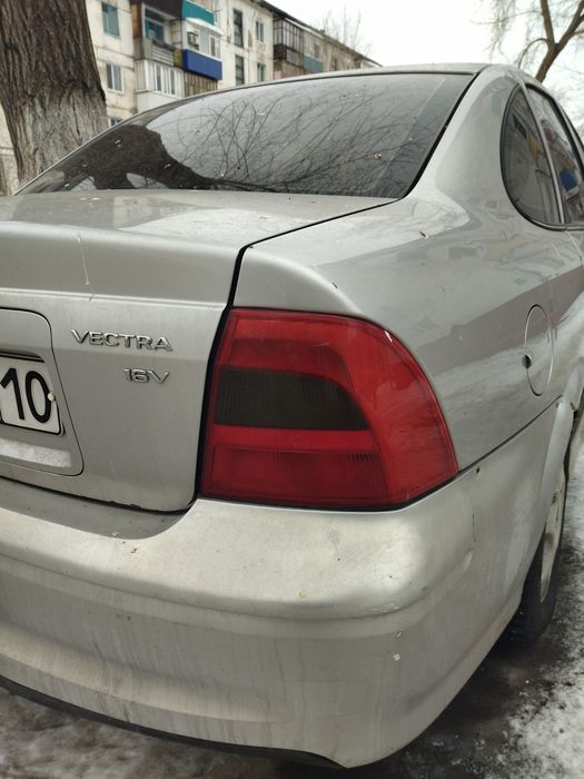 Opel vektra B газ-бензин 1,8