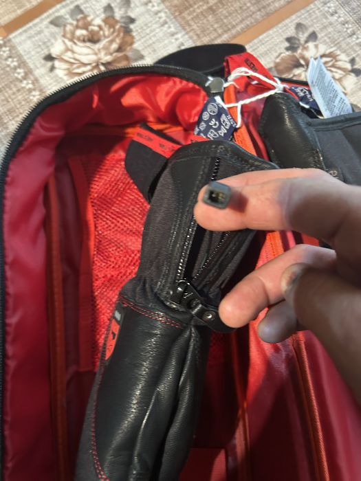 Manusi schi, ski profesionale Hestra