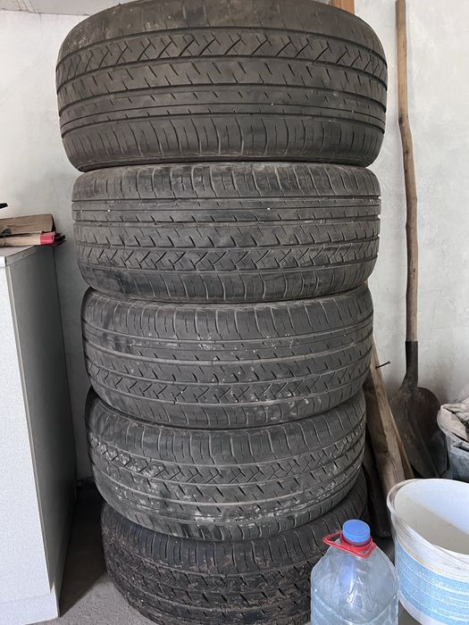 Продам летние шины 255/50/19