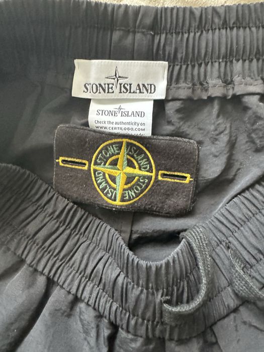 Шорты stone island
