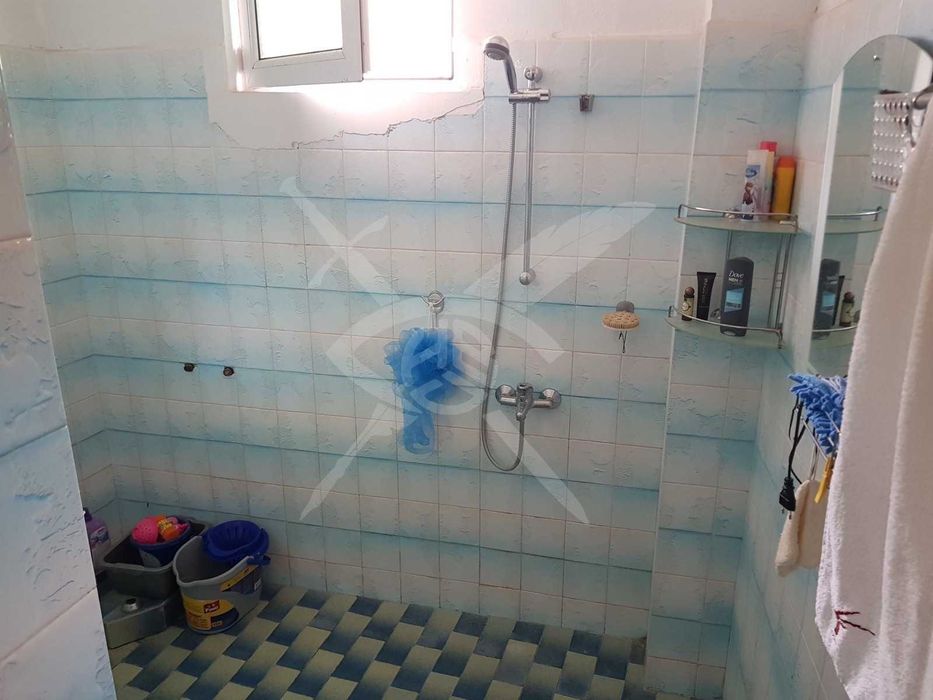 Продава се Къща в Асеновград - 620 кв.м за 1000 €/кв.м - Снимка #21