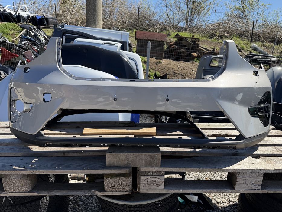 Броня Volvo XC40 2022 год.-