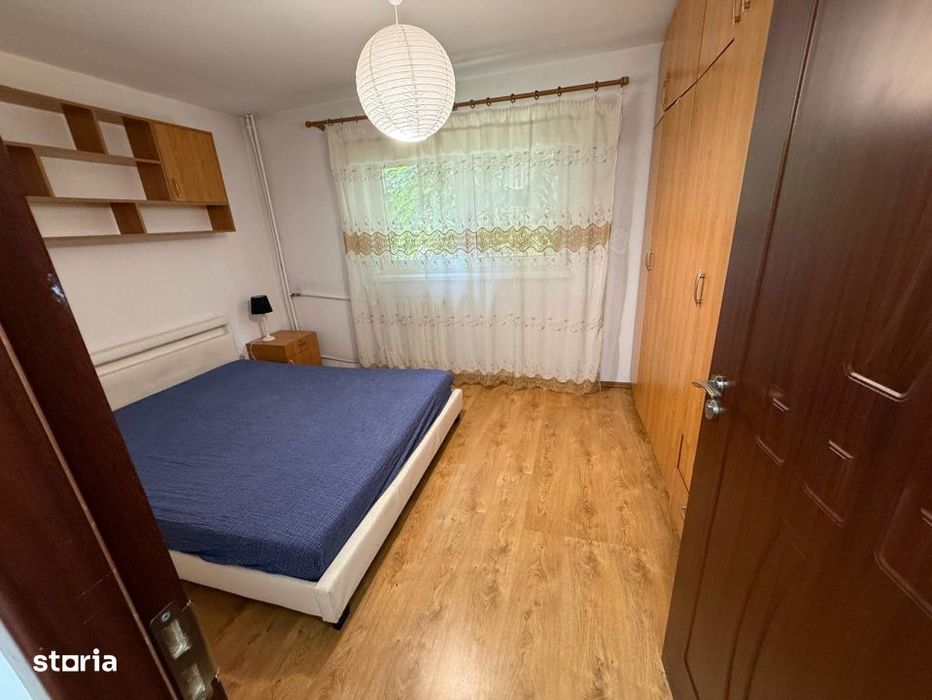 Apartament de vanzare, semidecomandat, 3 camere, et 1, Brazda