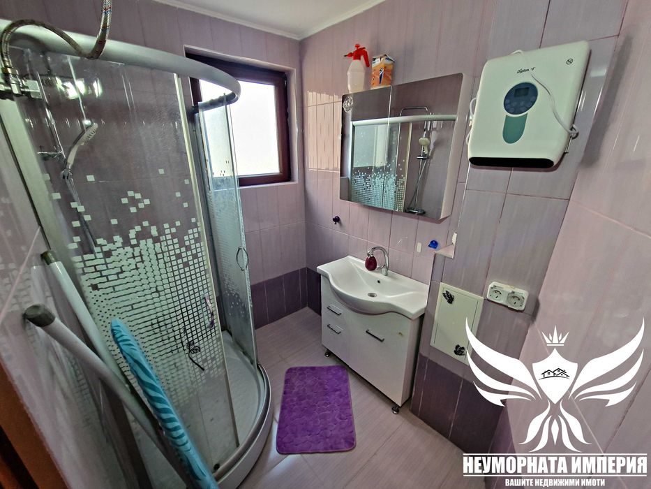 Продава се Тристаен апартамент в Пловдив, Остромила - 117 кв.м за 1366 €/кв.м - Снимка #17