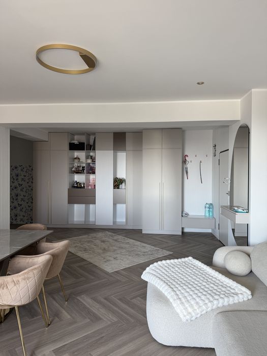 Propietar vând apartament 109 mp utili