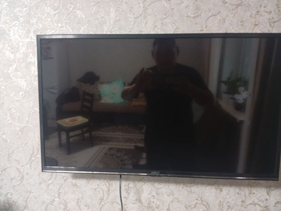 Продам телевизор Артел 50тыс
