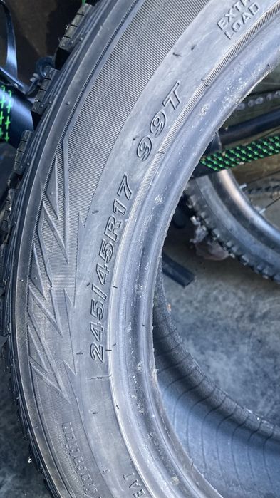 Продаю резину комплект