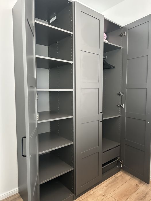 Vand dulap ikea urgent!!