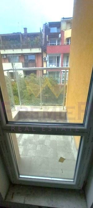 Продава се Тристаен апартамент в София, Зона Б-18 - 109 кв.м за 2468 €/кв.м - Снимка #6