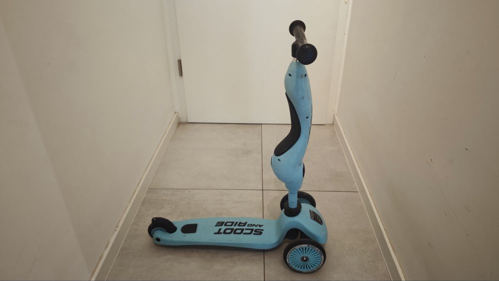 Scoot and ride тротинетка