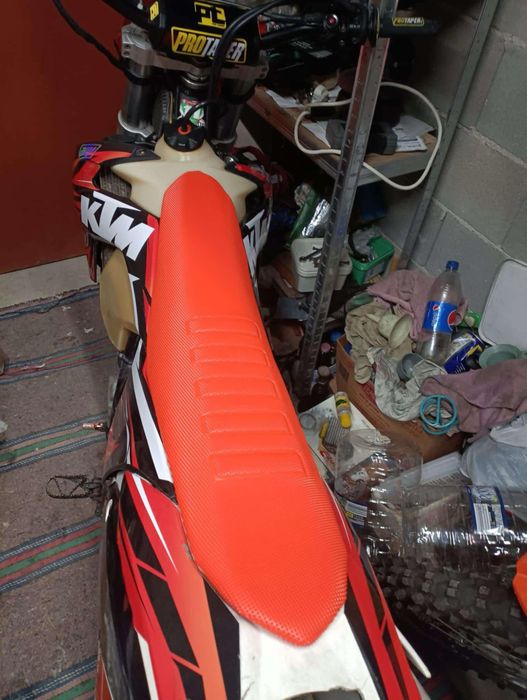 Кожа за седалка калъф за кросов мотор ktm husqvarna