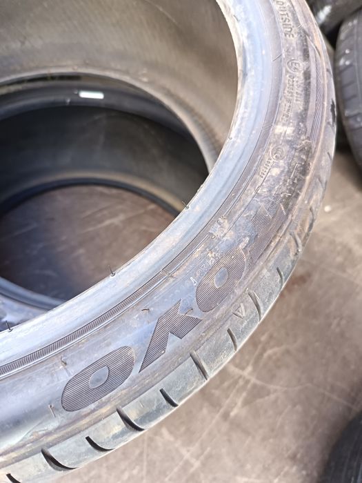 Anvelope vara 245 35 18 toyo 2019 5.7mm.