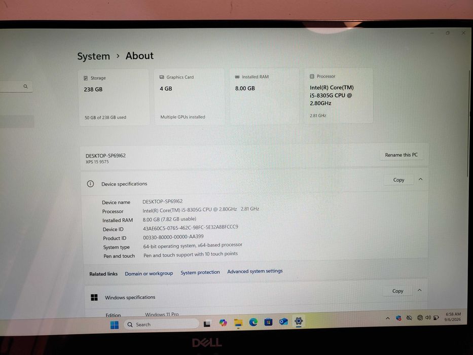 Лаптоп DELL XPS 15 9575 i5-8305G 8GB 256GB WIN11