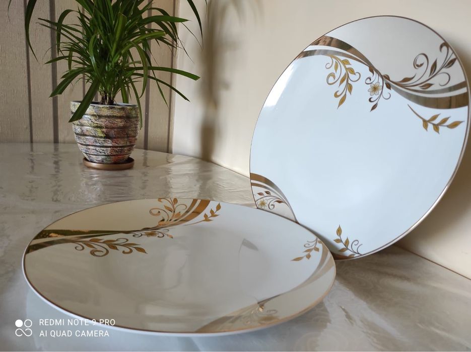 Сервис на 12 персон