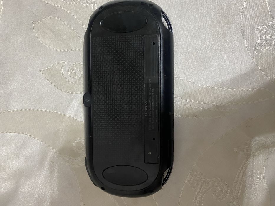 psp vita fat 1000 консоль