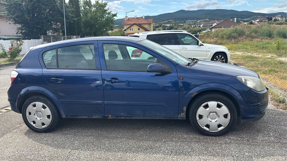 Opel Astra H pentru piese