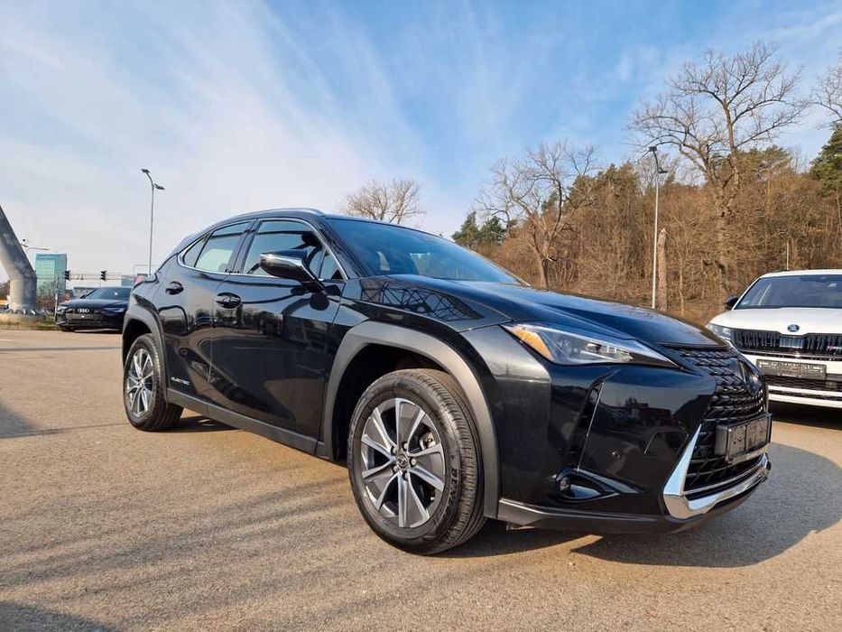 Dezmembrez Piese Auto Lexus UX250H