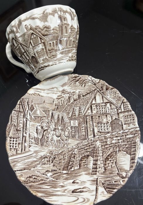 Винтидж английски порцеланов сет за чай/кафе