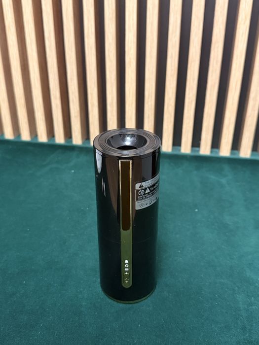 Aparat Cosmetic pentru Preparare Mastilor Faciale Naturale cu Colagen