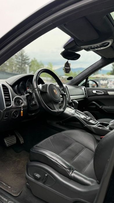 Porsche cayenne GTS