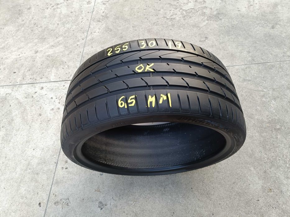 O anvelopa de vara 255 30 19 hankook ventus S1 evo2 profil de 6,5 mm