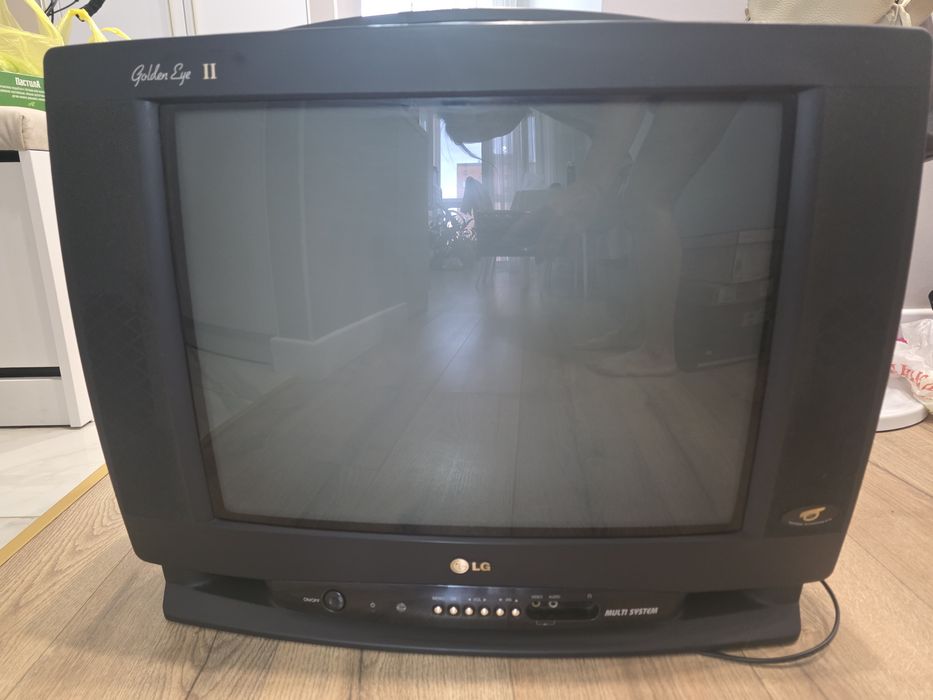 Продам Телевизор LG