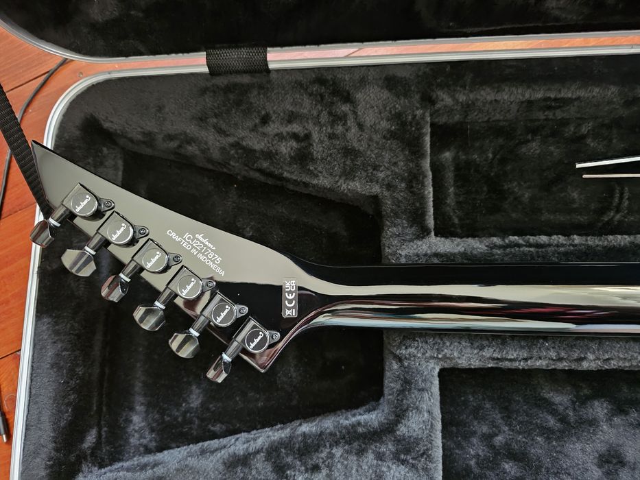chitară Jackson Pro soloist SL2 Mick Thomson