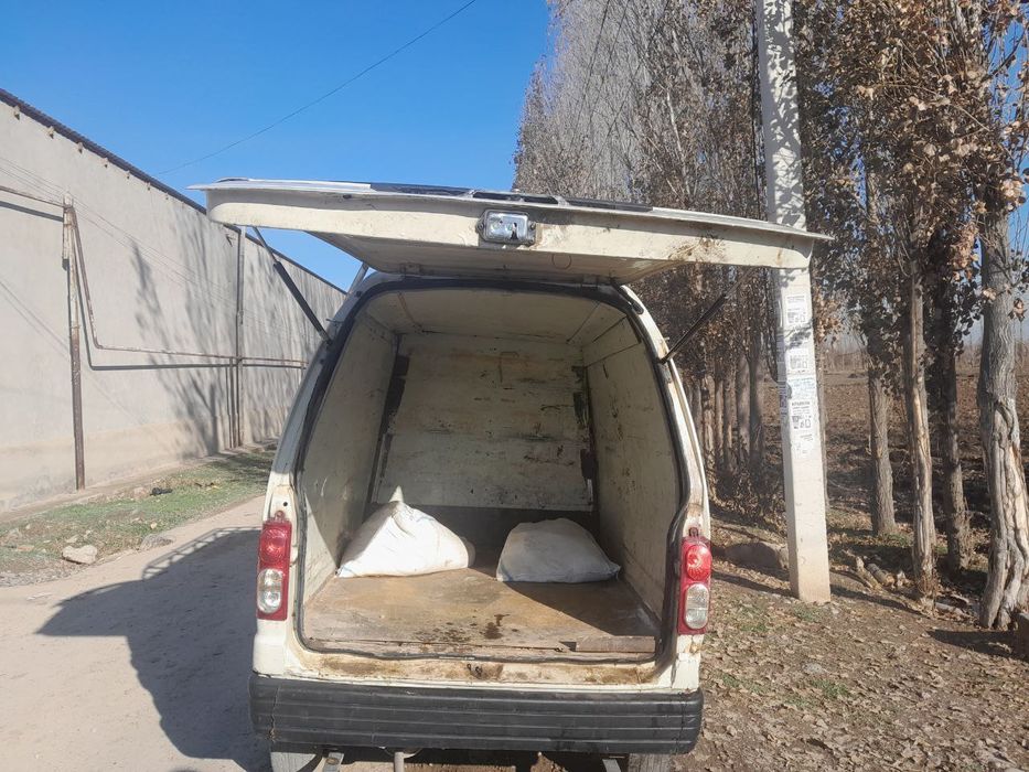 Дамас  в хорошем состоянии