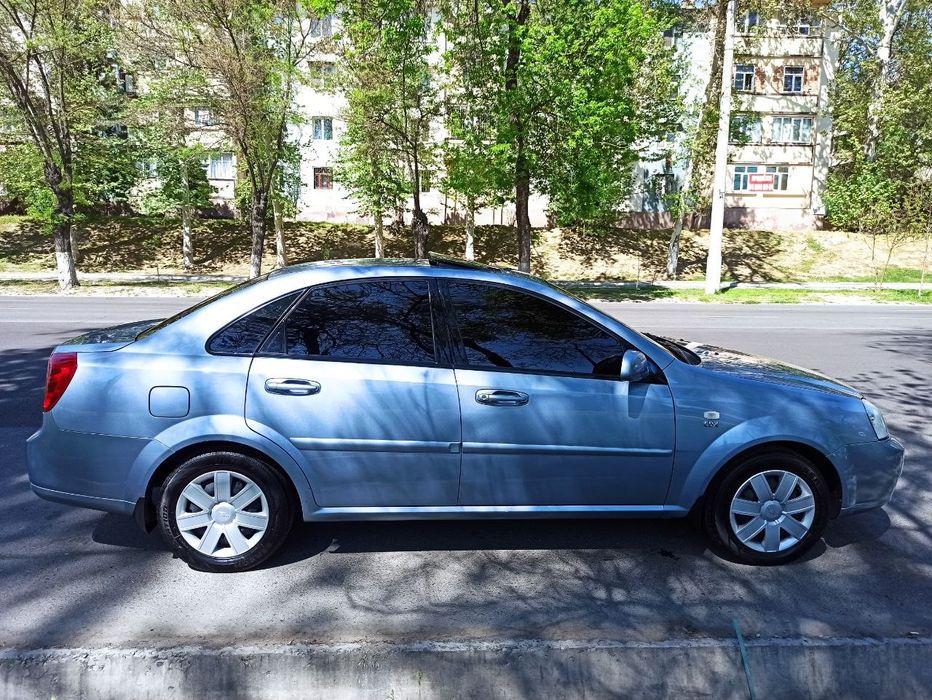 Lacetti 1.6 Sotiladi yoki Arenda  Radnoy kraska