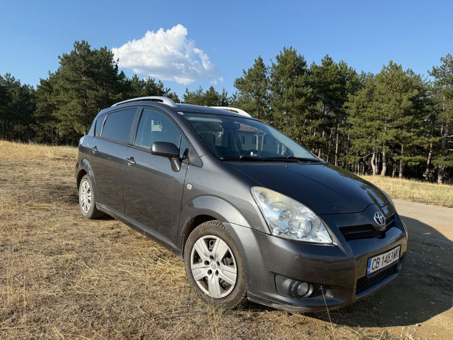 Тойота корола версо