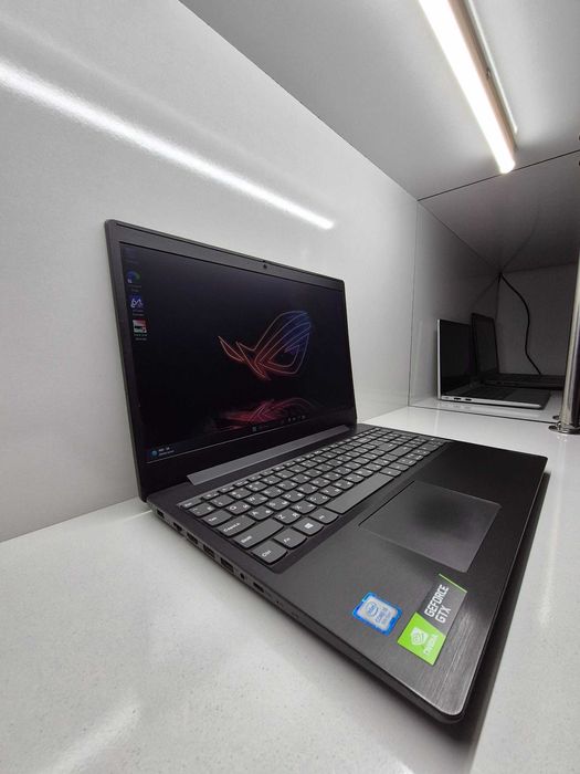 Lenovo Core i5 9300H  16/250gb SSD  GTX 1050 3GB