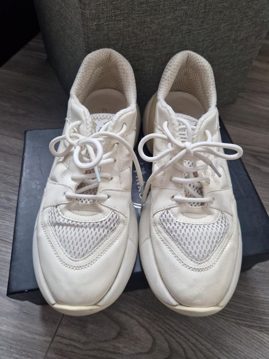 Оригинални  обувки,,Pinko"